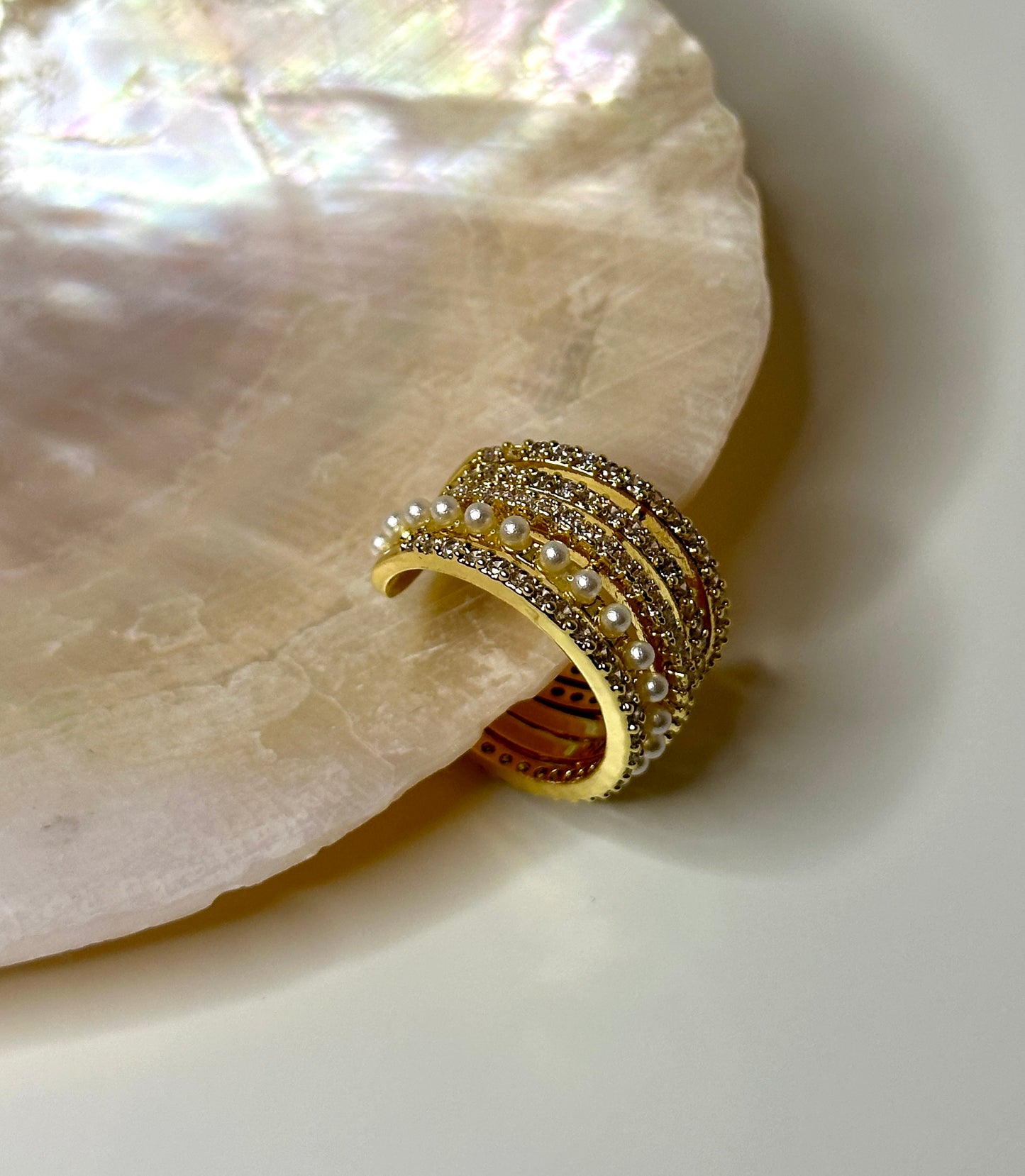 Earcuff ‚Pearl Cascade‘