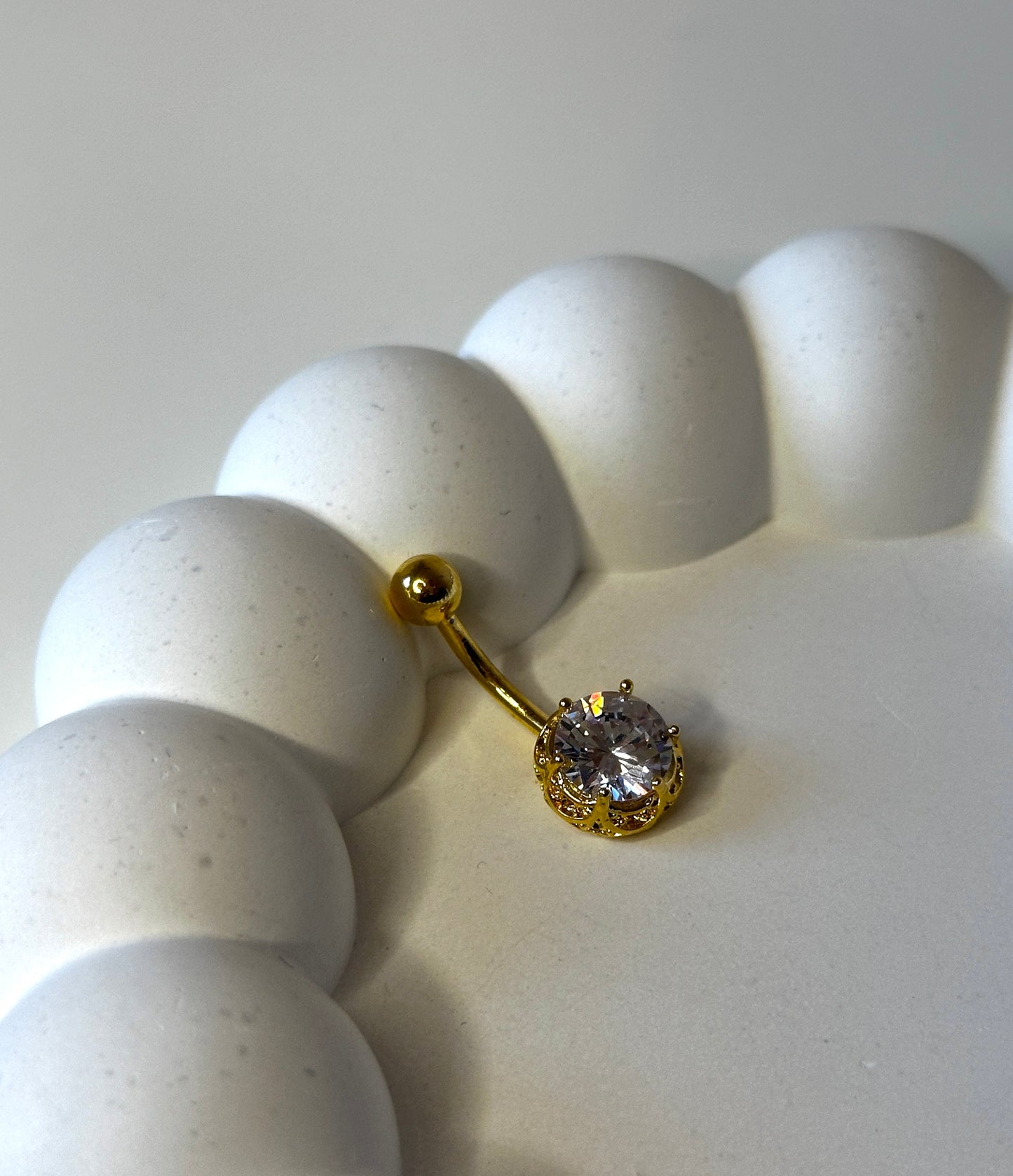 Bauchnabelpiercing ‚Ecem‘