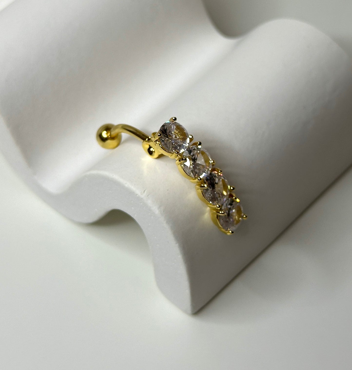 Bauchnabelpiercing ‚Beria‘