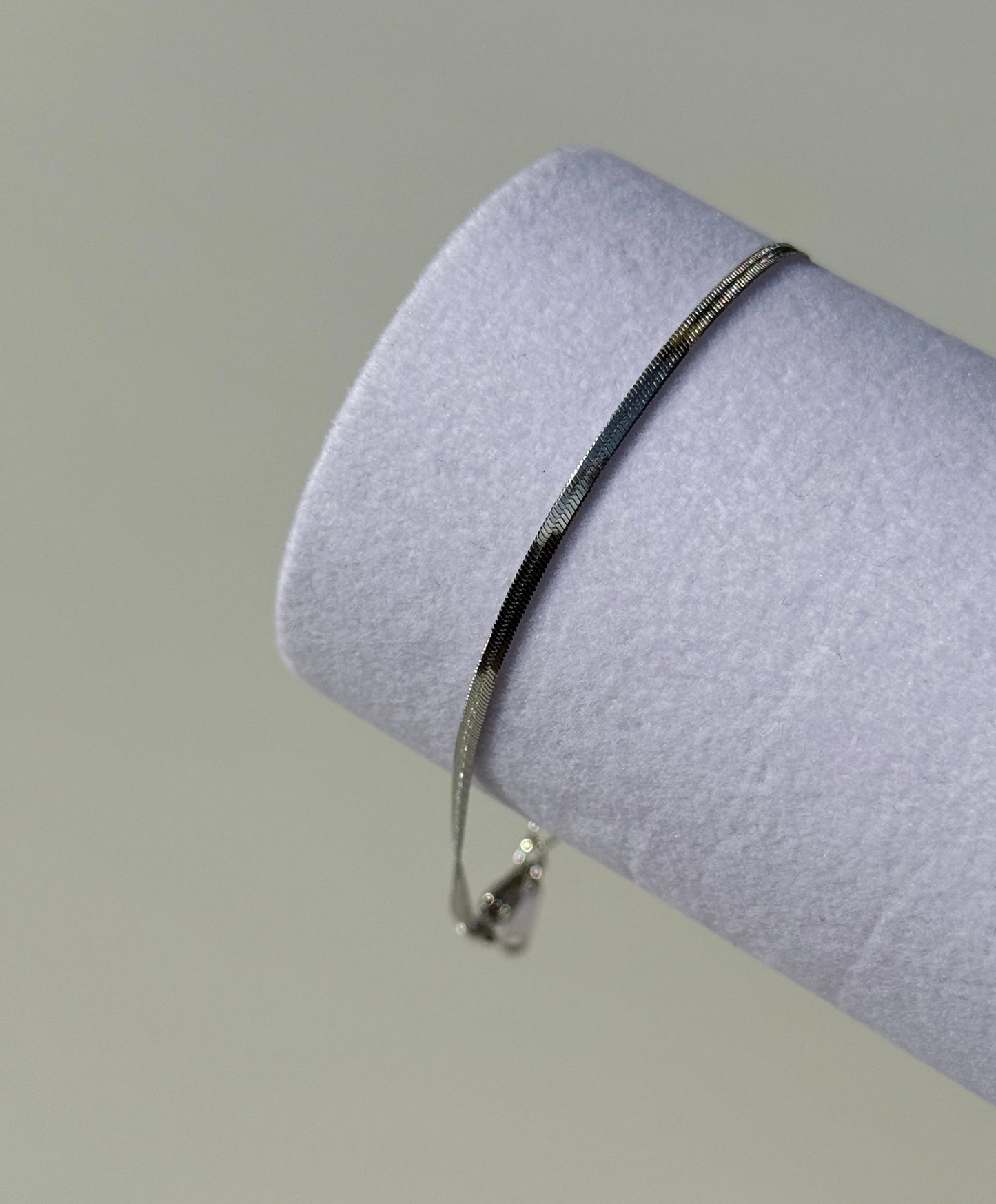 Armband ‚Herringbone’ in Silber schmal