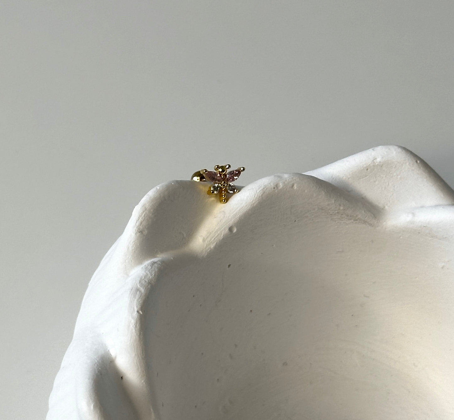 Piercing ‚Dragon-Fly‘ in Rosa