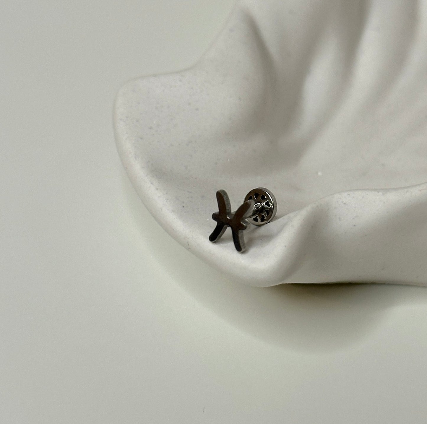 Piercing ‚Pisces‘ in Silber