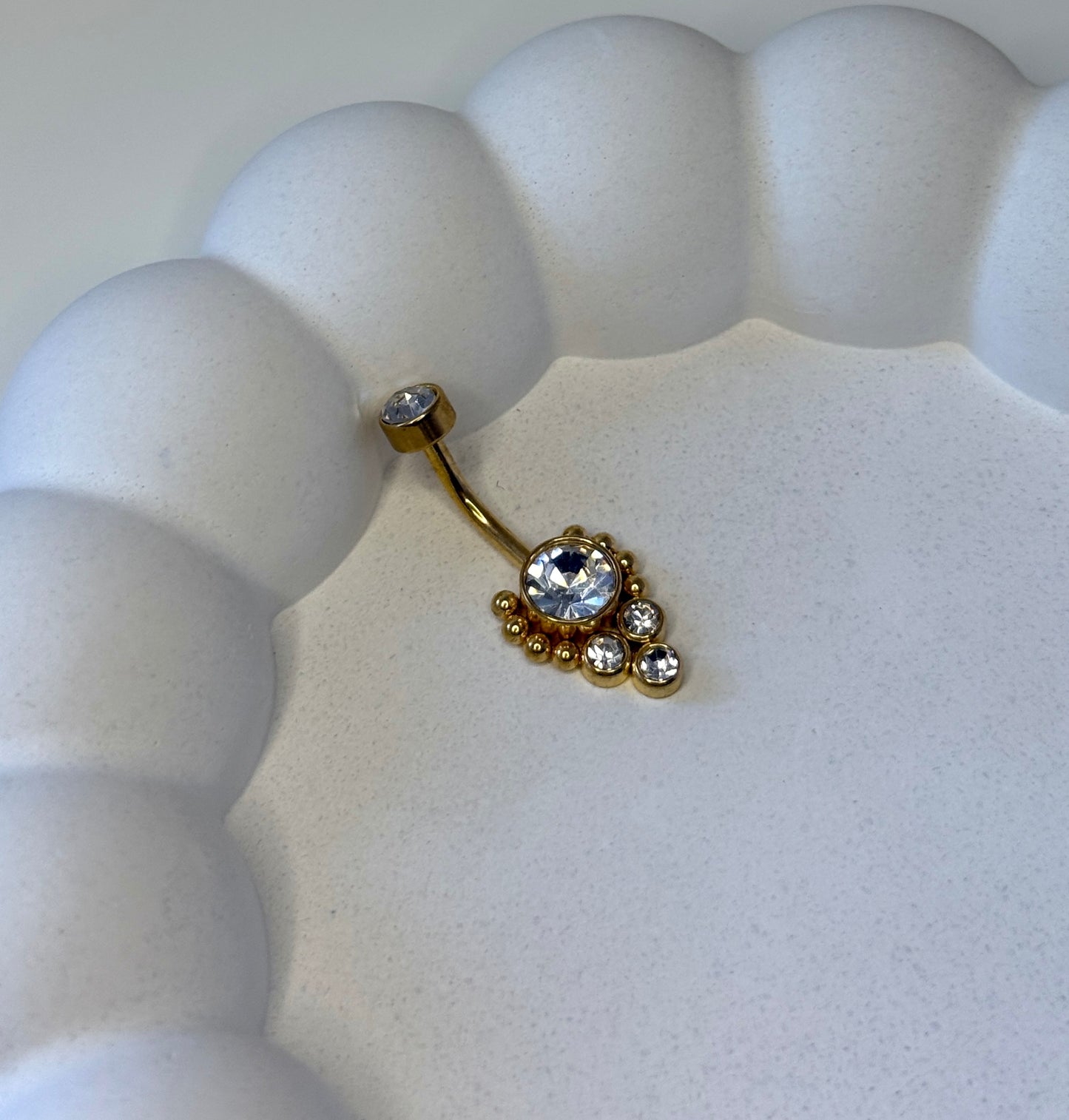 Bauchnabelpiercing ‚Opaline‘