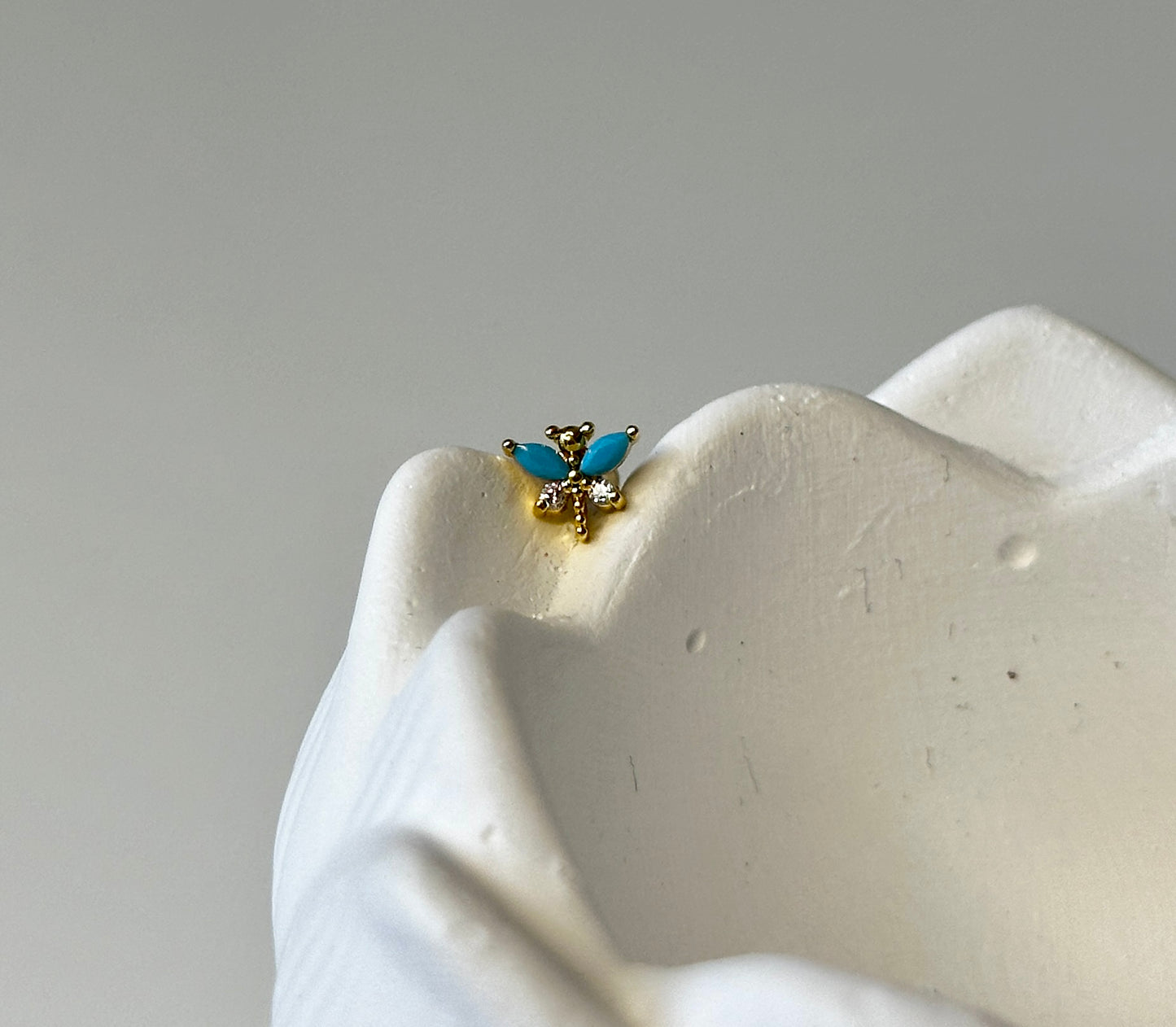 Piercing ‚Dragon-Fly‘ in Türkis