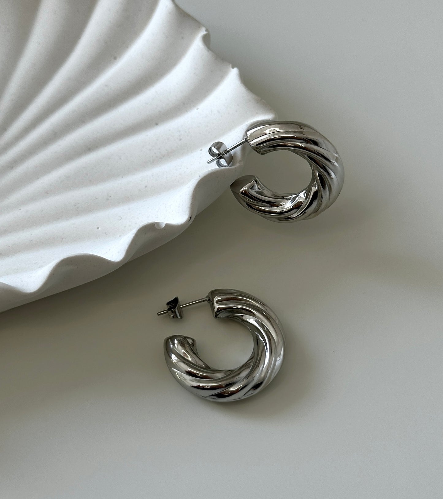 Ohrringe ‚Serra‘ in Silber