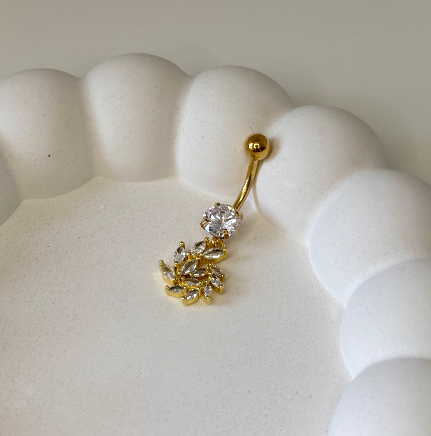 Bauchnabelpiercing ‚Mira‘