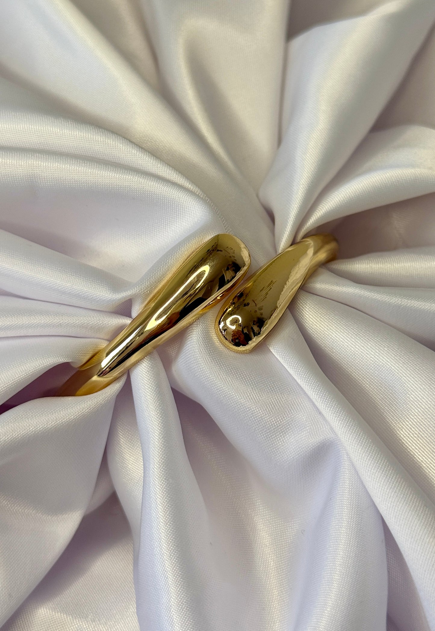 Armreif ‚Liquid Gold‘