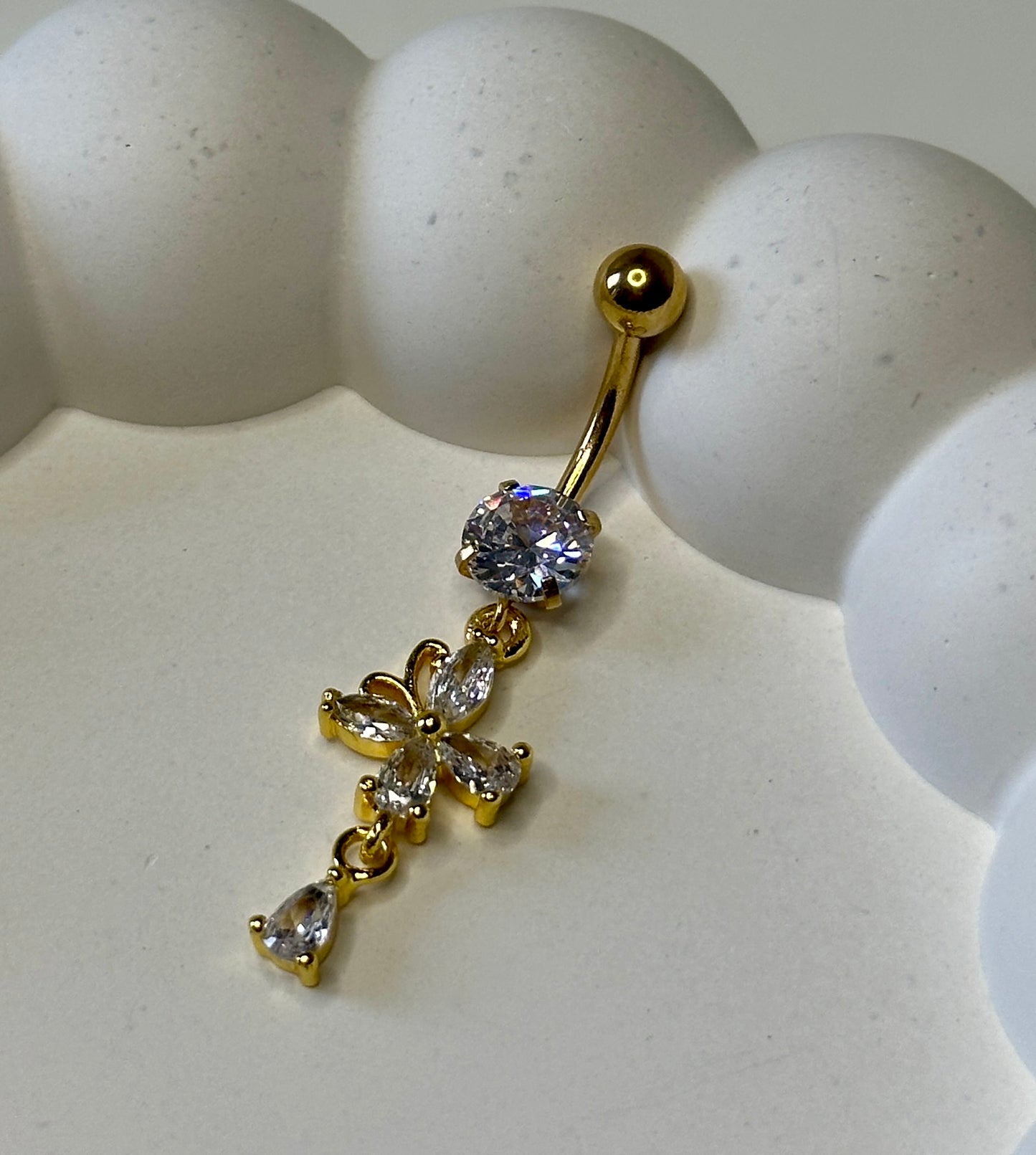 Bauchnabelpiercing ‚Butterfly Veil‘