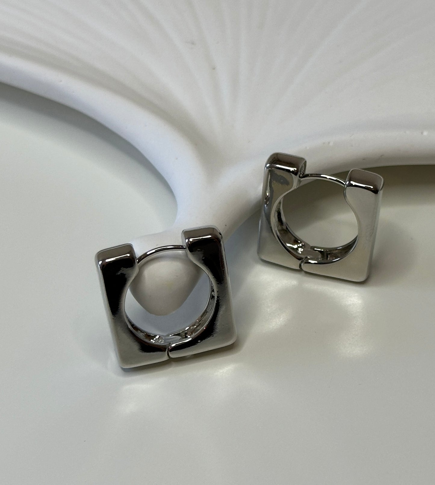 Earrings 'Square' in silver