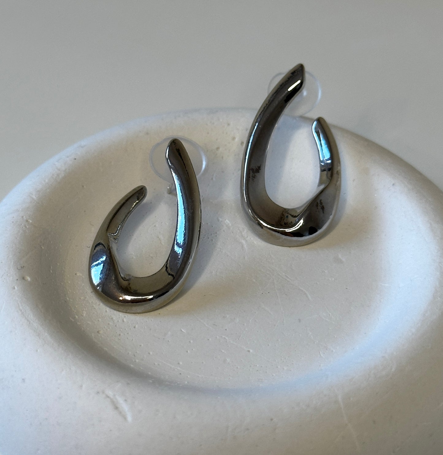 Ohrringe ‚Curly Chic‘ in Silber