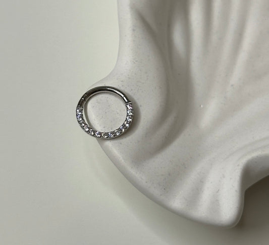 Piercing ‚Gleaming Hoop‘ Ø 8 mm in Silber