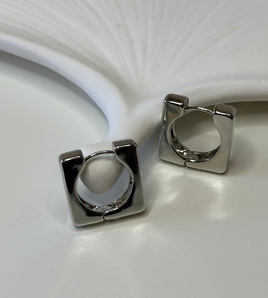 Ohrringe ‚Square‘ in Silber